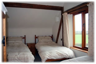 twin bedroom